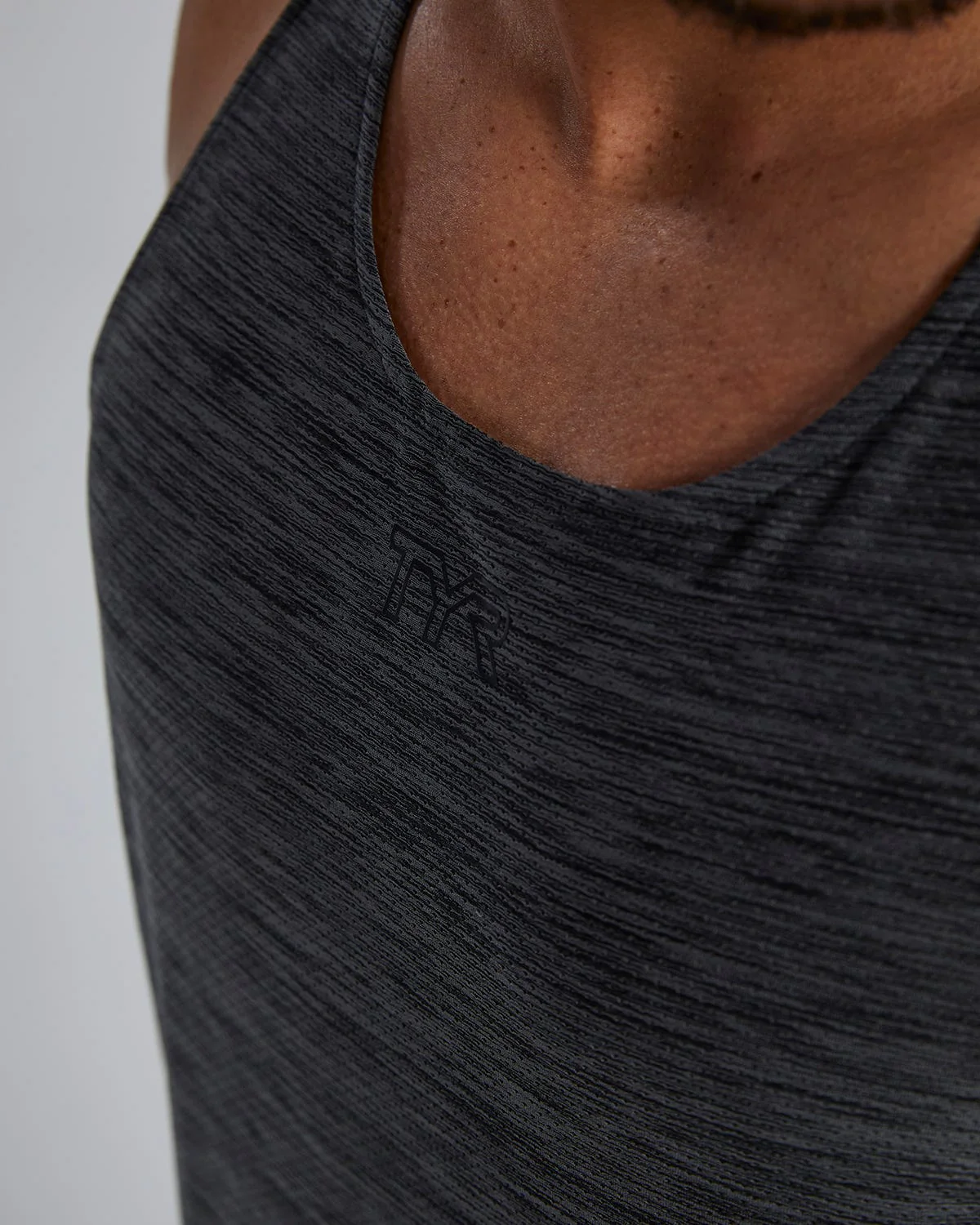 Airtec™ Men's Tank - Solid 40 Airtec™ Men's Tank - Solid
