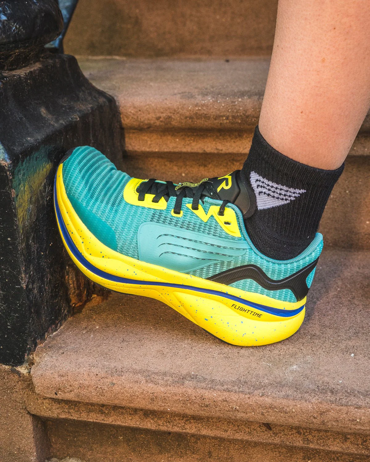 Men's Maverick-V1 Runner - Turquoise 10 Men's Maverick-V1 Runner - Turquoise
