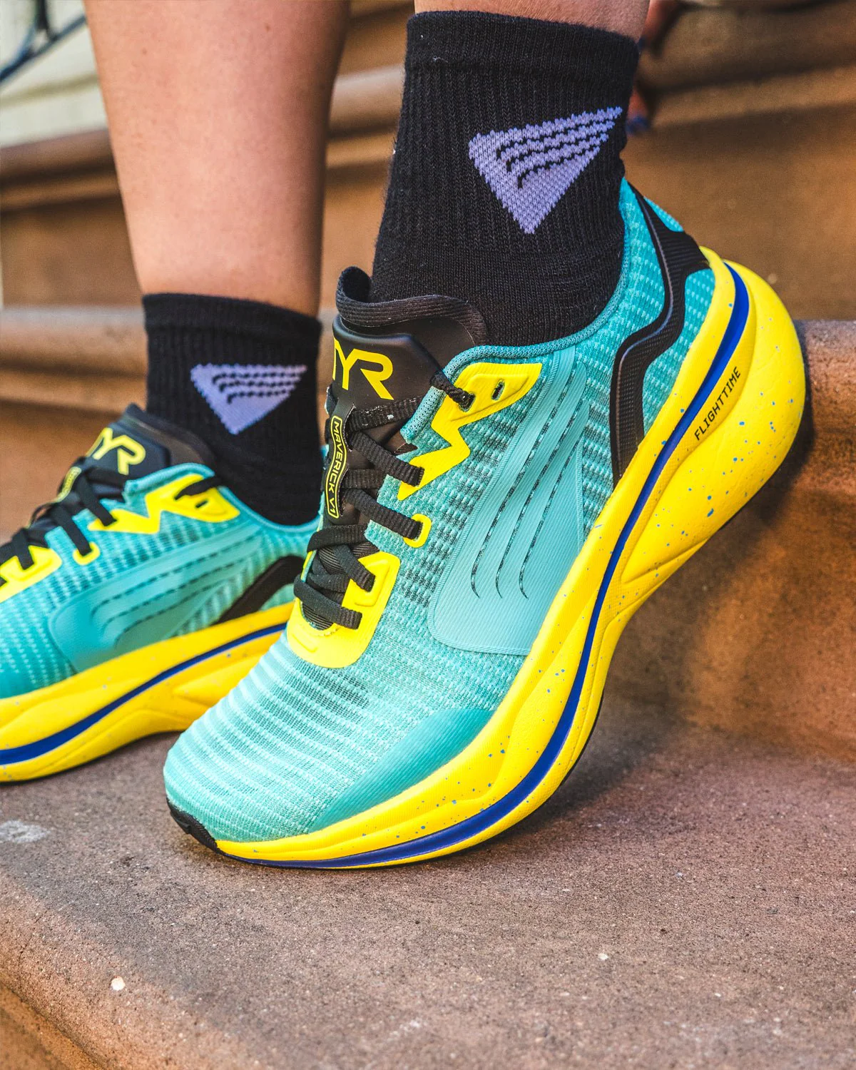 Men's Maverick-V1 Runner - Turquoise 9 Men's Maverick-V1 Runner - Turquoise
