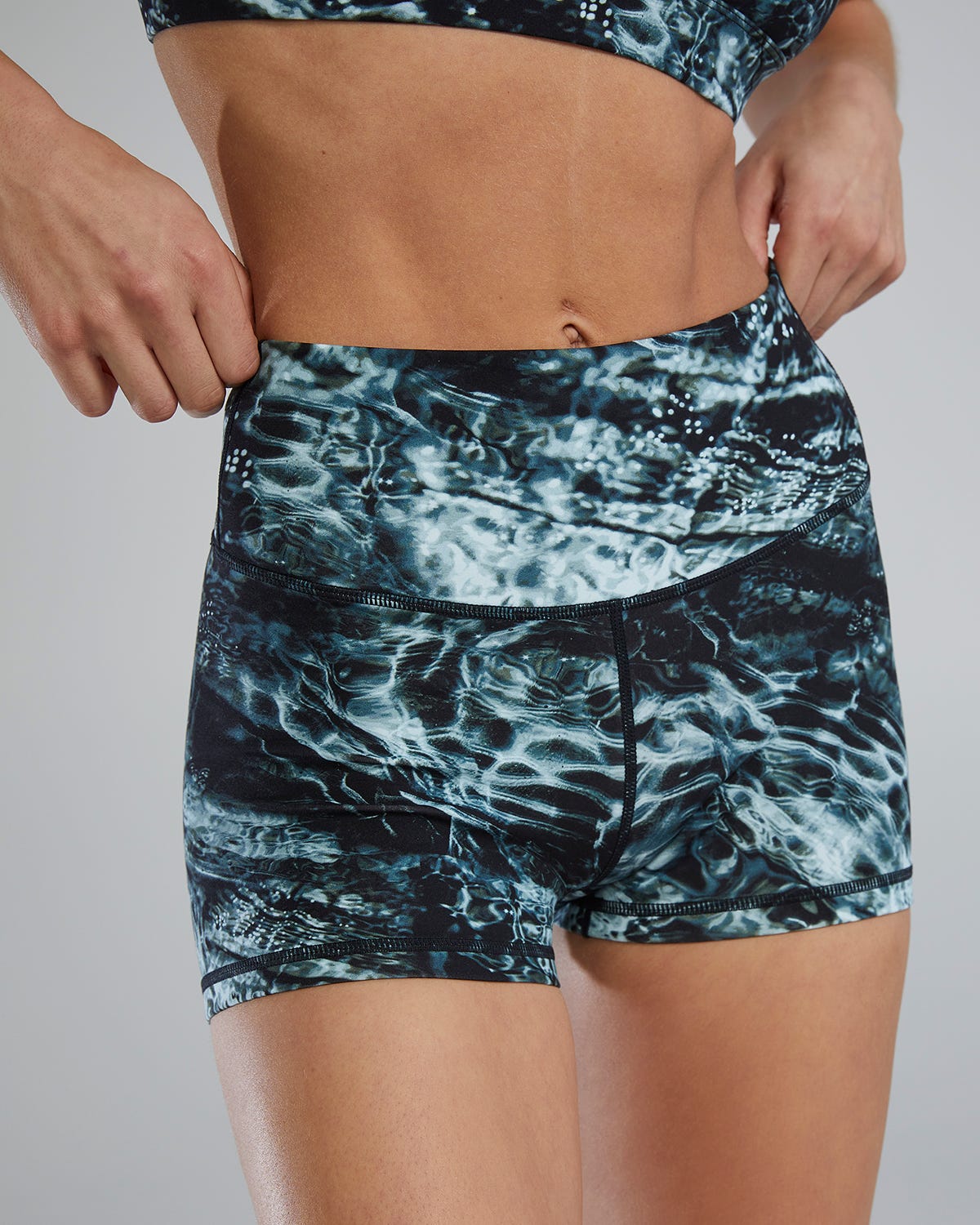 Joule Elite™ High Rise Short 2" 8 Joule Elite™ High Rise Short 2"
