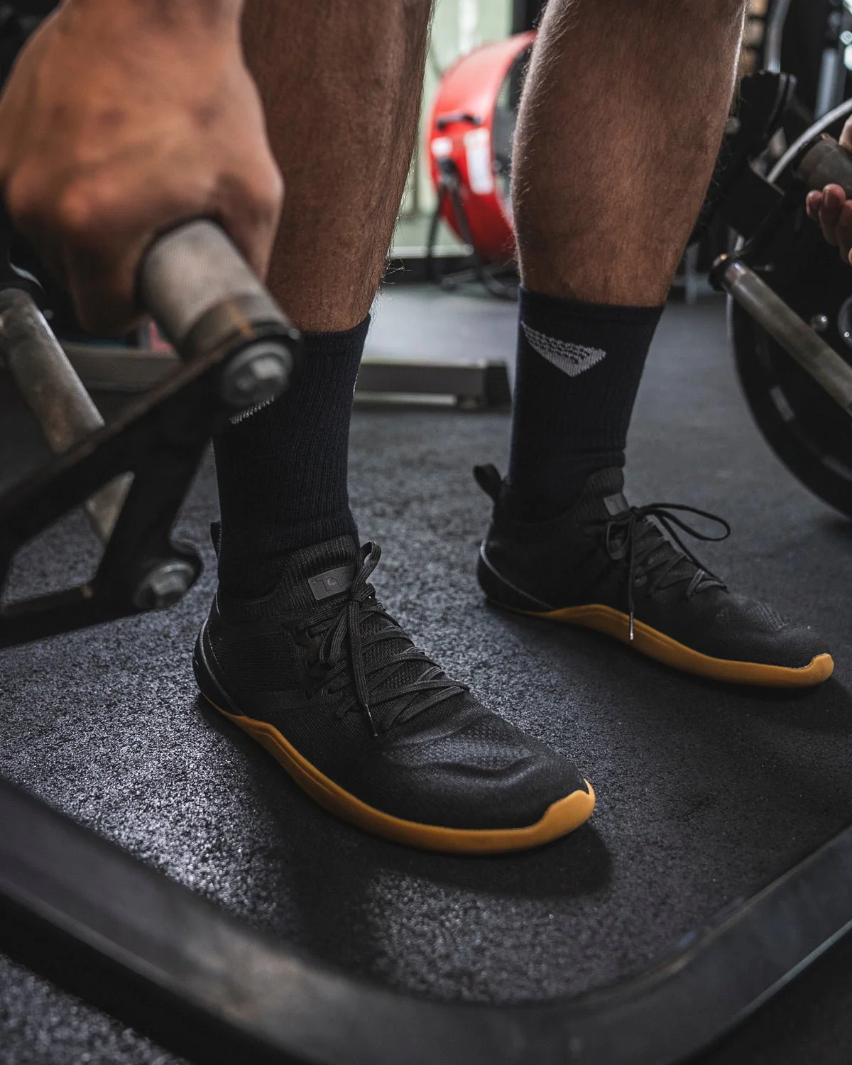 Men's DropZero 2 Lace Barefoot Trainer - Black Gum 10 Women's DropZero 2 Lace Barefoot Trainer - Black Gum