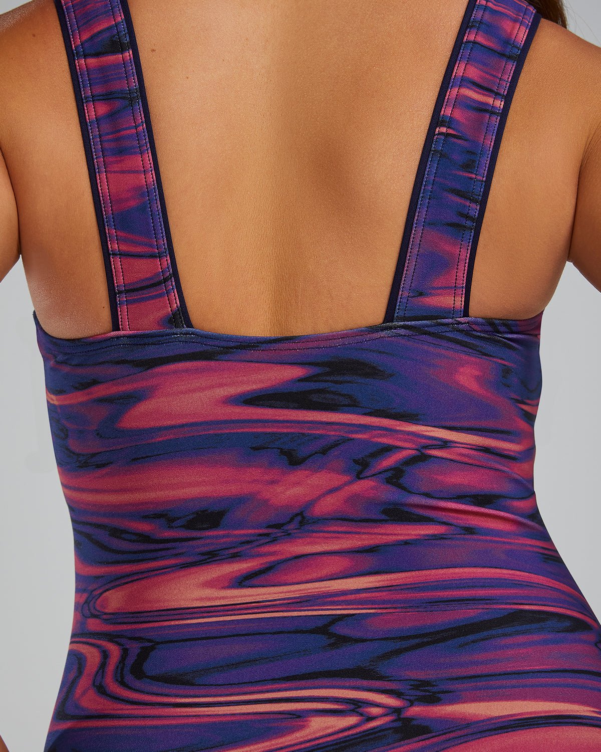 Women's Durafast Elite Scoopneck ControlFit Torrid 7 Women's Durafast Elite Scoopneck ControlFit Torrid