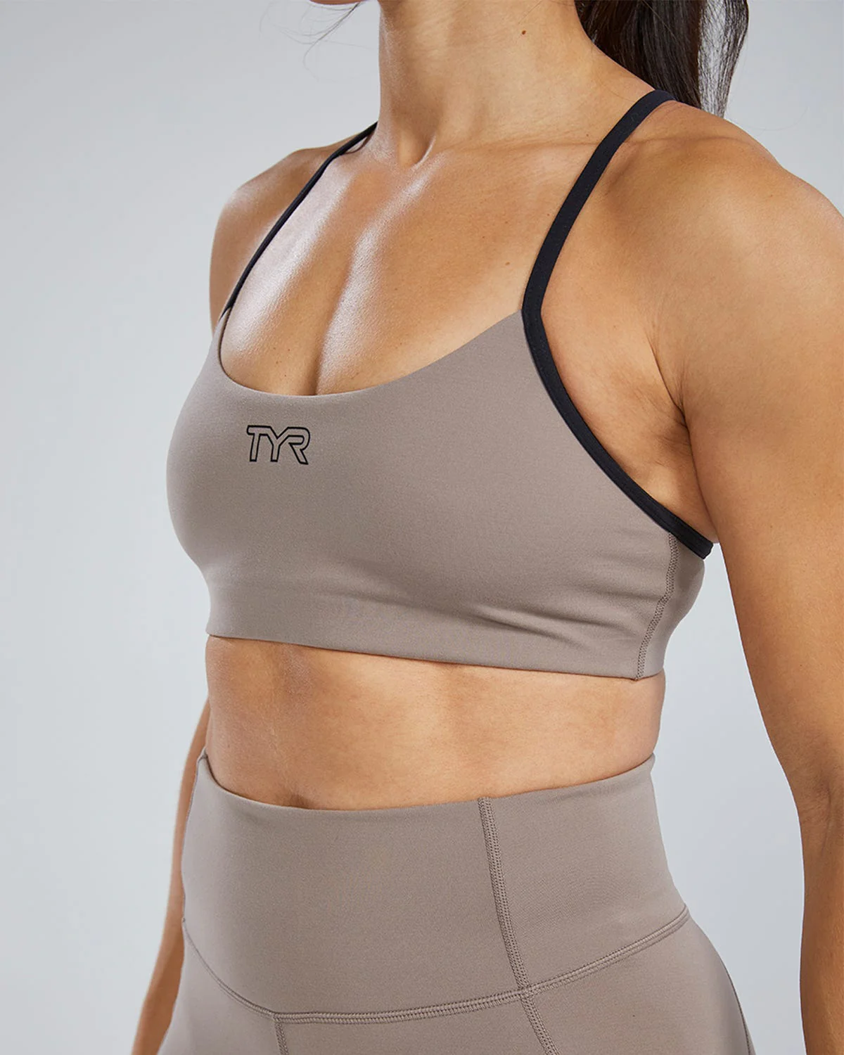 Joule Elite™ Women's Scoop Neck Sports Bra - Solid 30 Joule Elite™ Women's Scoop Neck Sports Bra - Solid